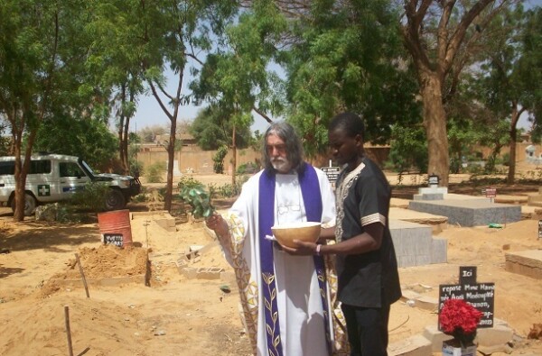 p. Mauro - John Niger 